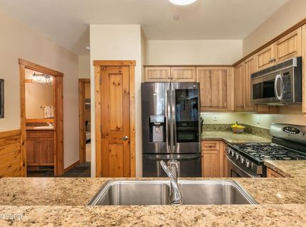 11420 Dolomite Way, Unit # 1, Truckee, CA 96161 Photo