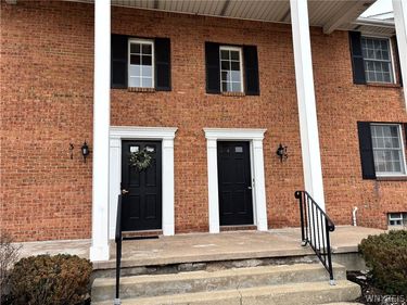 7 Tralee Ter , East Amherst, NY 14051