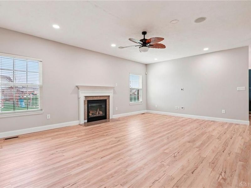 9452 Oak Brook Drive, Centerville, OH 45458 Photo 15