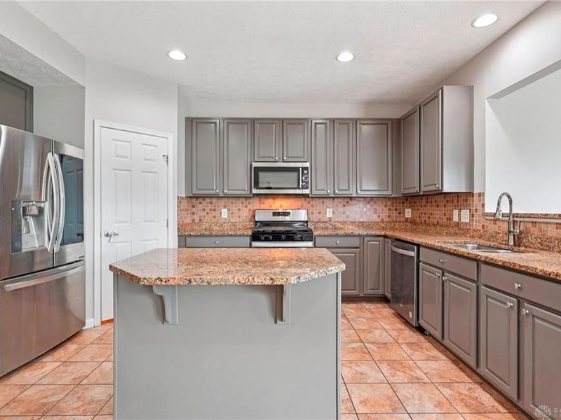 9452 Oak Brook Drive, Centerville, OH 45458 Photo 21