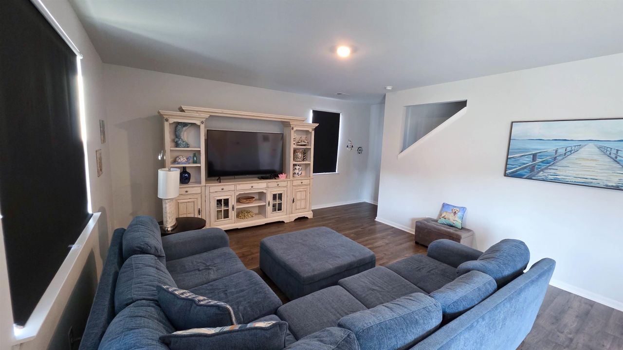 939 Snowberry Dr. Photo 11