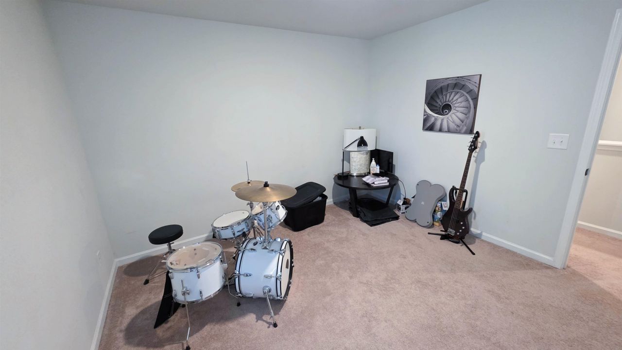 939 Snowberry Dr. Photo 18