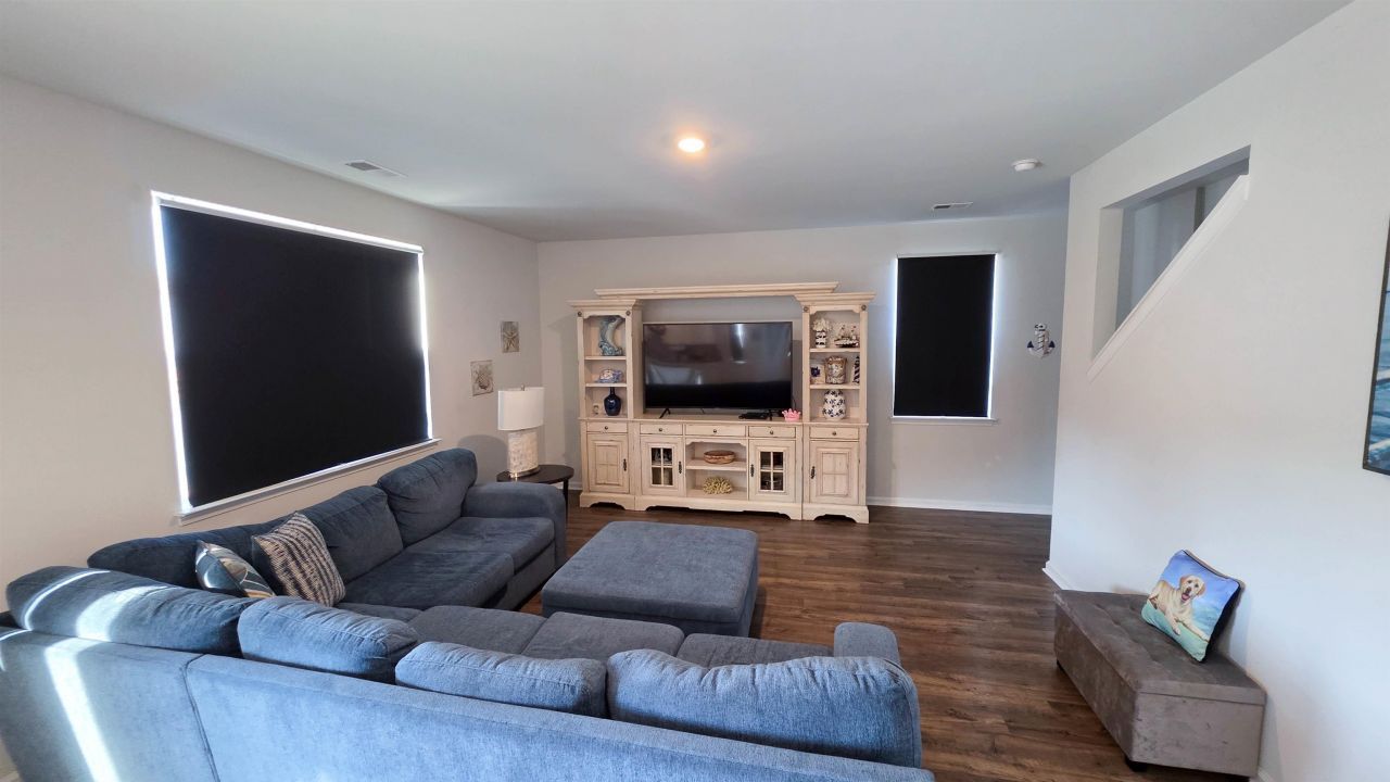 939 Snowberry Dr. Photo 8