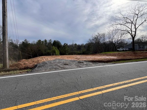 1002 Pinnacle Church Road, Nebo, NC 28761