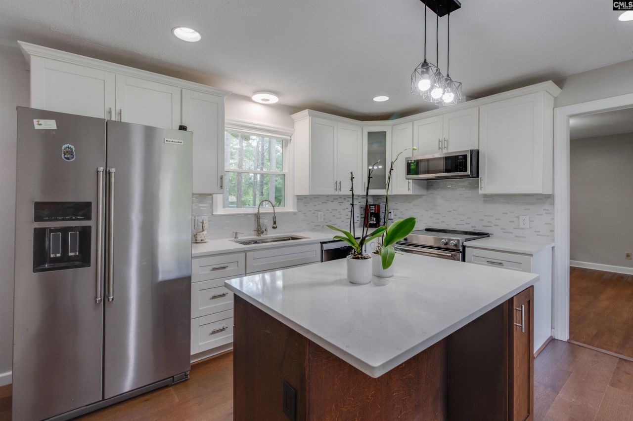 4214 Grand Street Photo 7