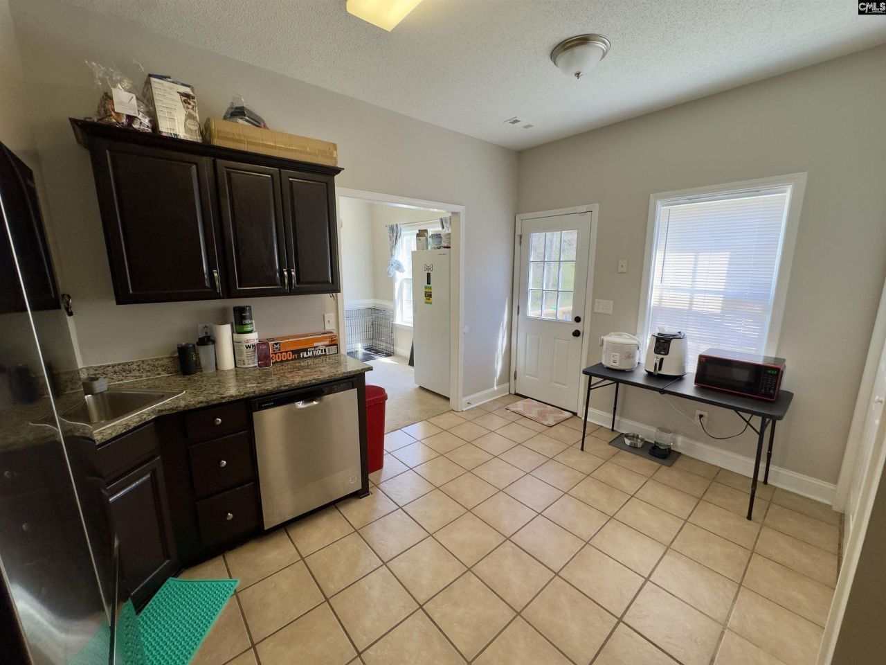 9194 Windsor Lake Boulevard Photo 10