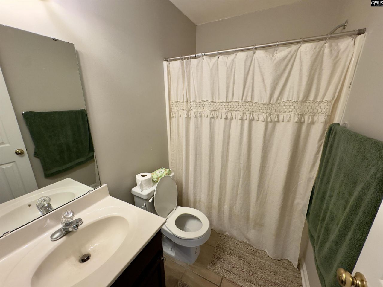 9194 Windsor Lake Boulevard Photo 15