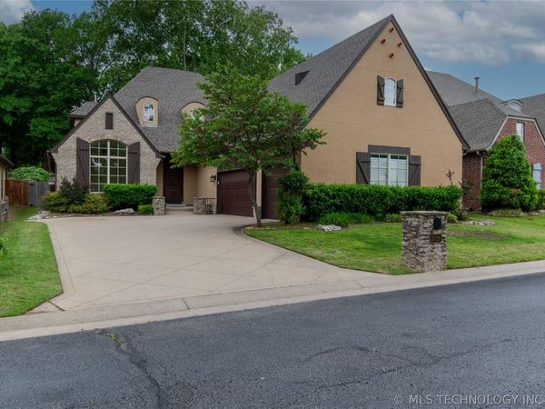 9728 S 75th East Avenue, Tulsa, OK 74133