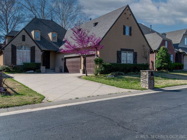 9728 S 75th East Avenue , Tulsa, OK 74133