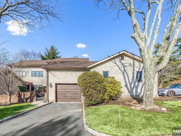 89 Fisher Road, MAHWAH, NJ 07430