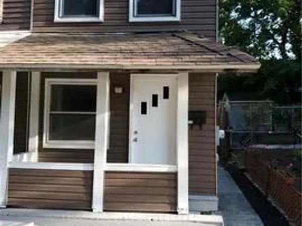 212 E SNYDER AVENUE , LANSFORD, PA 18232