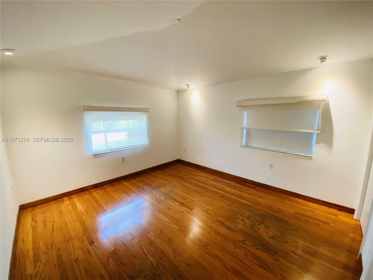 8959 Dickens Ave , Surfside, FL 33154 Photo