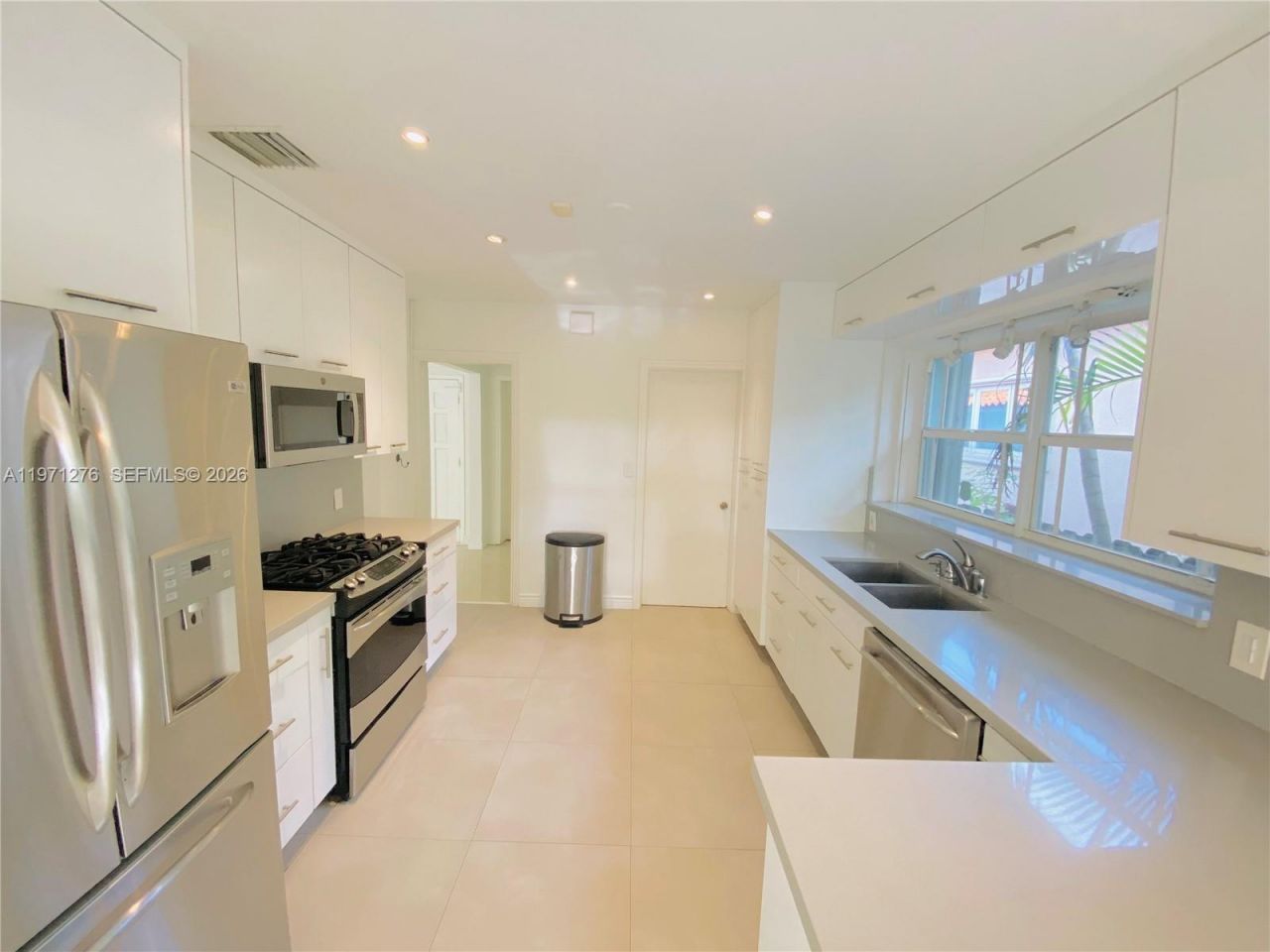 8959 Dickens Ave , Surfside, FL 33154 Photo