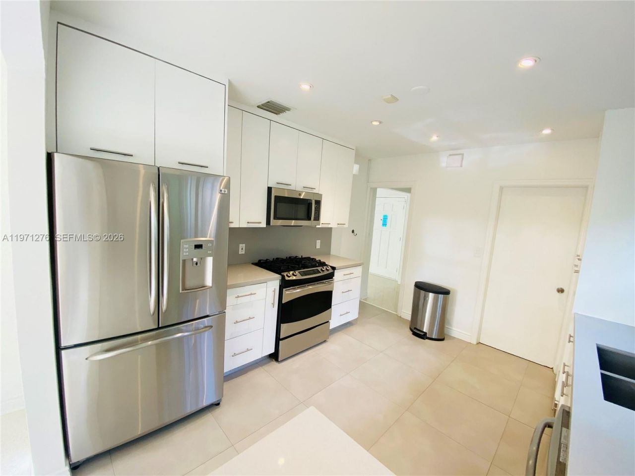 8959 Dickens Ave , Surfside, FL 33154 Photo