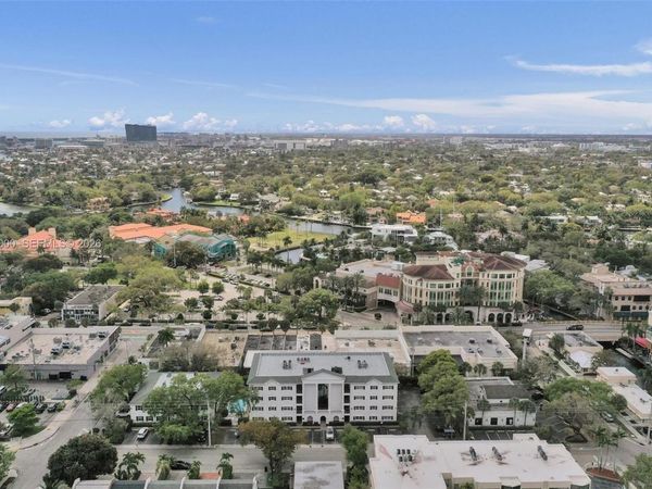 1212 SE 2nd Ct, Unit 301, Fort Lauderdale, FL 33301