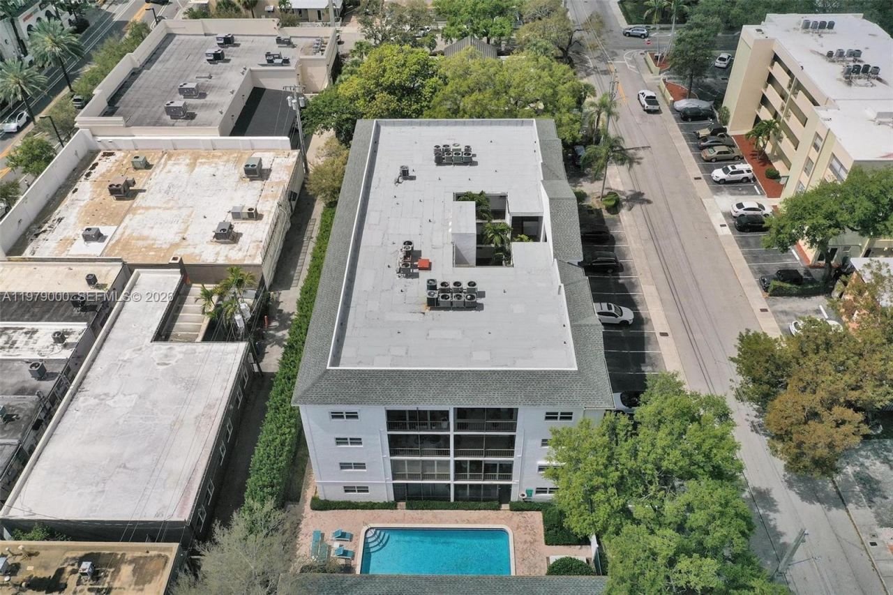 1212 SE 2nd Ct, Unit 301, Fort Lauderdale, FL 33301 Photo