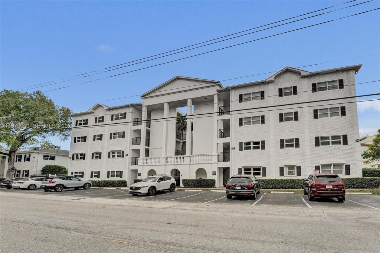 1212 SE 2nd Ct, Unit 301, Fort Lauderdale, FL 33301 Photo