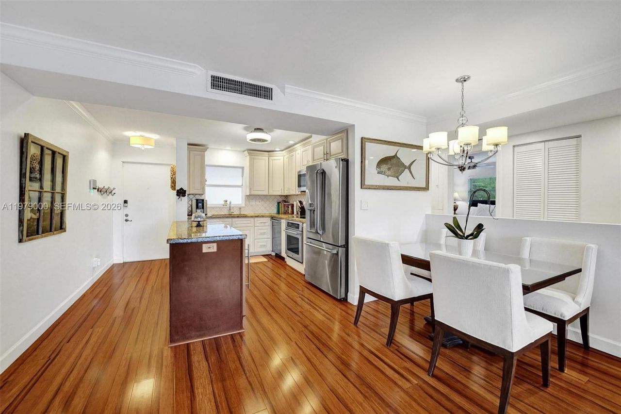 1212 SE 2nd Ct, Unit 301, Fort Lauderdale, FL 33301 Photo