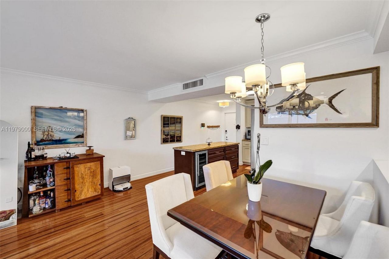 1212 SE 2nd Ct, Unit 301, Fort Lauderdale, FL 33301 Photo