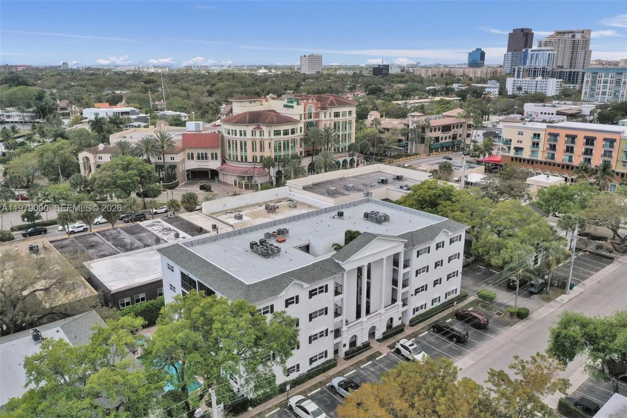 1212 SE 2nd Ct, Unit 301, Fort Lauderdale, FL 33301 Photo