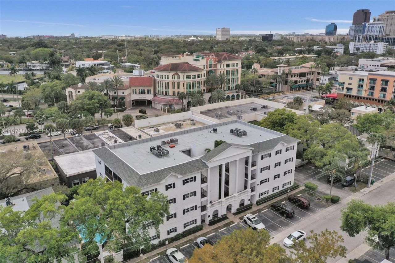 1212 SE 2nd Ct, Unit 301, Fort Lauderdale, FL 33301 Photo