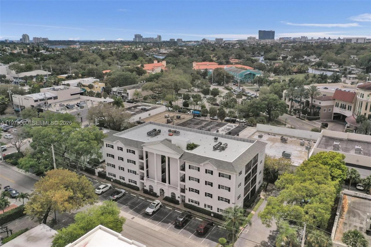 1212 SE 2nd Ct, Unit 301, Fort Lauderdale, FL 33301 Photo