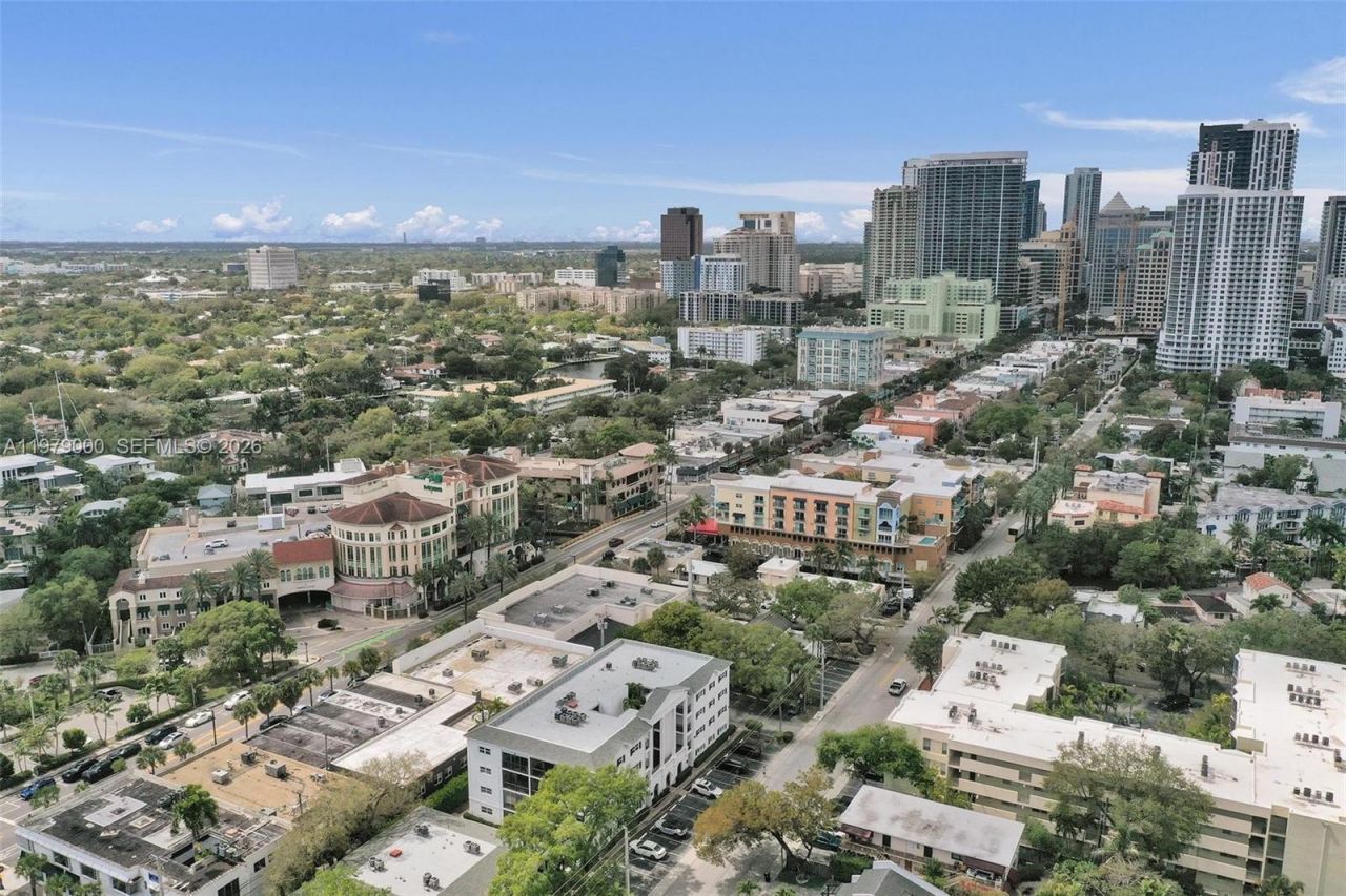 1212 SE 2nd Ct, Unit 301, Fort Lauderdale, FL 33301 Photo