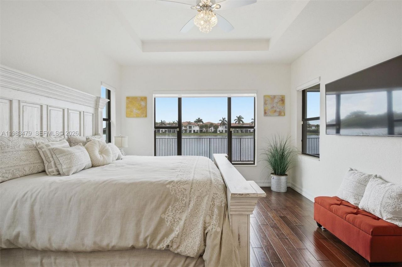 1296 SW 113th Way, Pembroke Pines, FL 33025 Photo