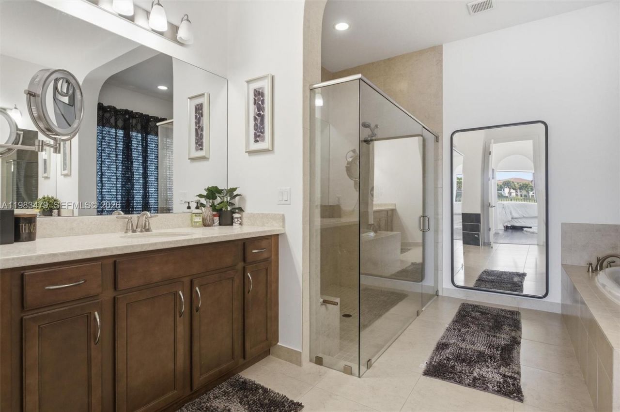 1296 SW 113th Way, Pembroke Pines, FL 33025 Photo