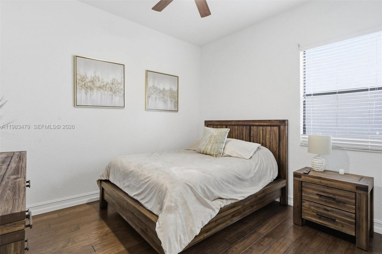 1296 SW 113th Way, Pembroke Pines, FL 33025 Photo