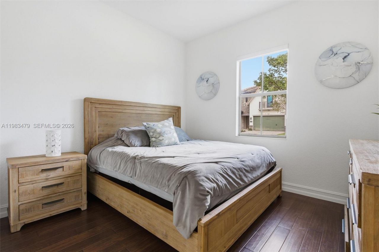 1296 SW 113th Way, Pembroke Pines, FL 33025 Photo