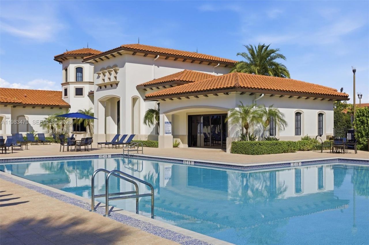 1296 SW 113th Way, Pembroke Pines, FL 33025 Photo