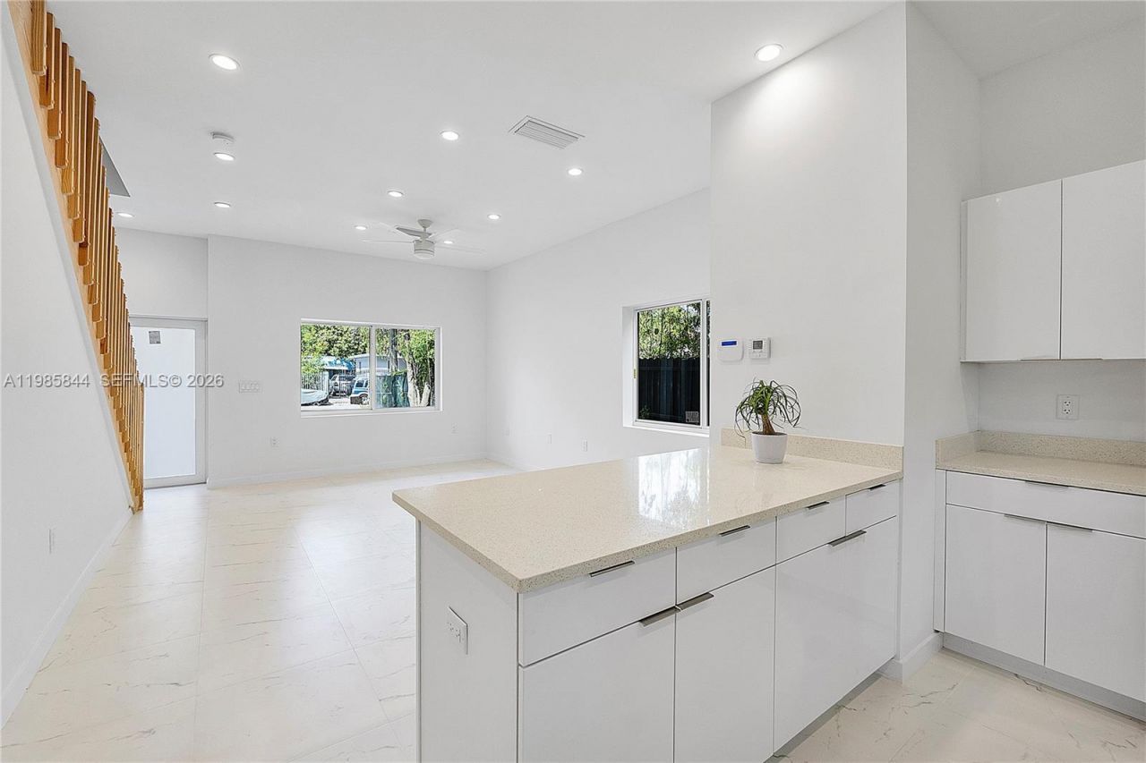 5431 NW 5th Ave , Unit 5431, Miami, FL 33127 Photo