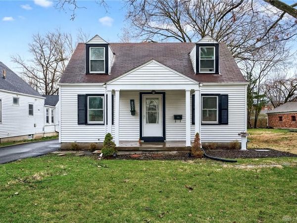 2004 Shroyer Road, Oakwood, OH 45419