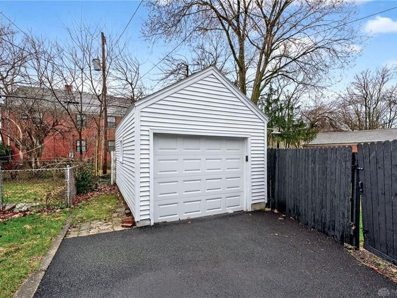 2004 Shroyer Road, Oakwood, OH 45419 Photo 32