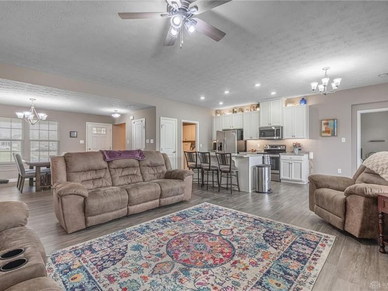 9379 Lakeside Street, Tipp City, OH 45371 Photo 10