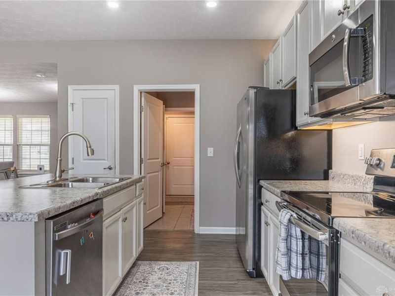 9379 Lakeside Street, Tipp City, OH 45371 Photo 14