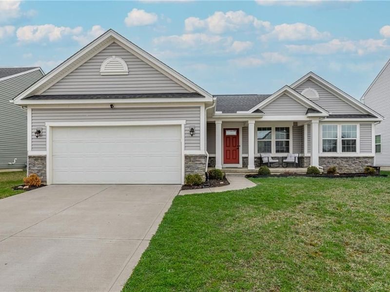 9379 Lakeside Street, Tipp City, OH 45371 Photo 2