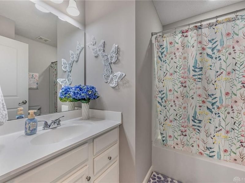 9379 Lakeside Street, Tipp City, OH 45371 Photo 22