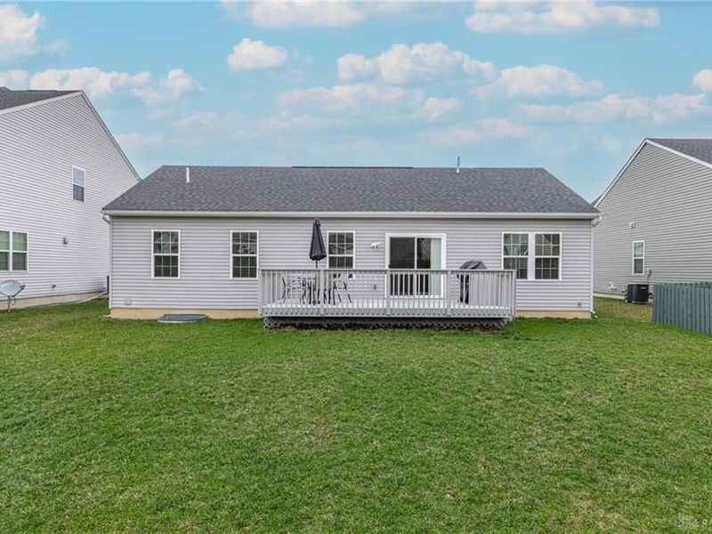 9379 Lakeside Street, Tipp City, OH 45371 Photo 34