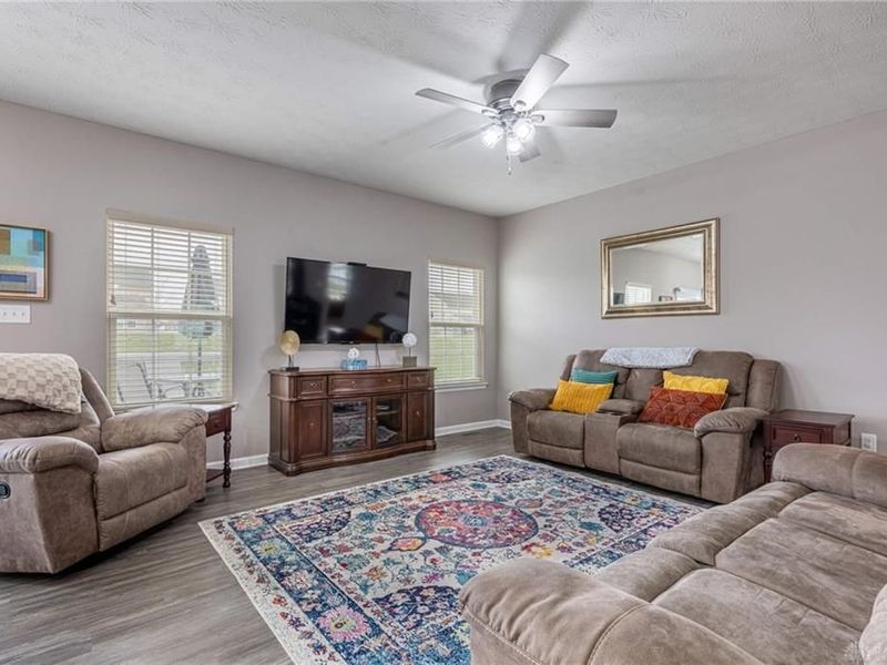 9379 Lakeside Street, Tipp City, OH 45371 Photo 9