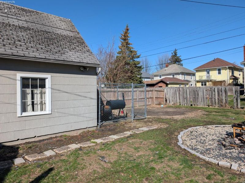 1120 Hamlin Street, Fremont, OH 43420 Photo 5