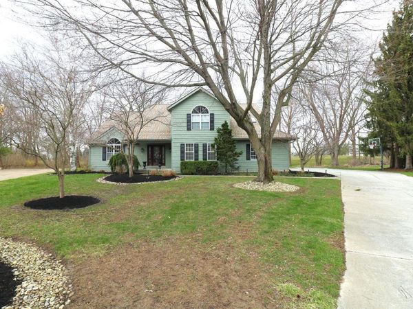 2205 Quail Hollow Circle, Sandusky, OH 44870