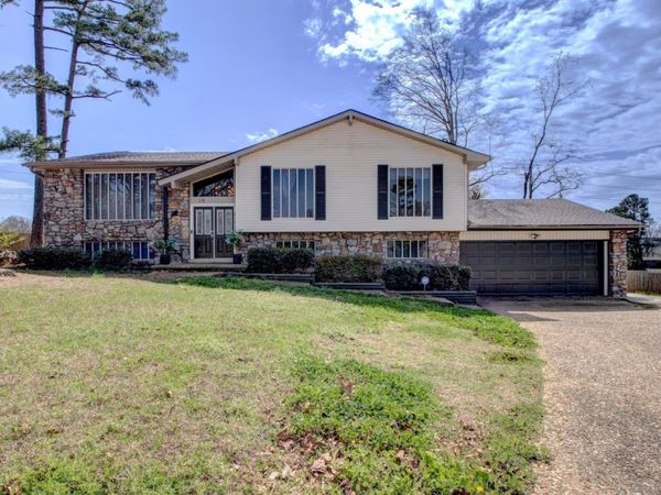 19 Kings Court, Little Rock, AR 72211