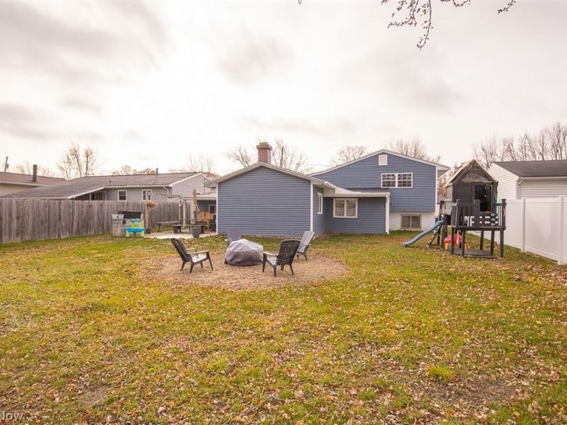 926 Sherwood Drive , Elyria, OH 44035 Photo 31