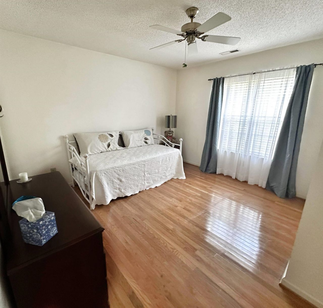 3174 River Bluff Ln. Photo 9