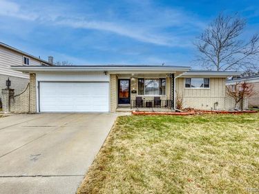 36217 Jeffrey Drive, Sterling Heights, MI 48310
