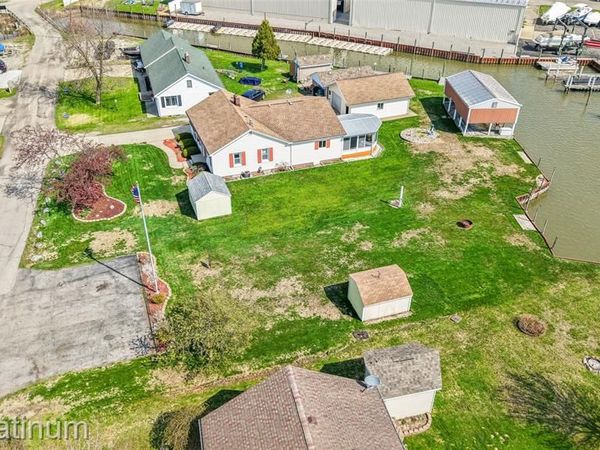 7825 Alexandria Drive, Ira Twp, MI 48023