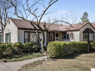 2905 S 41St Street, Lincoln, NE 68506