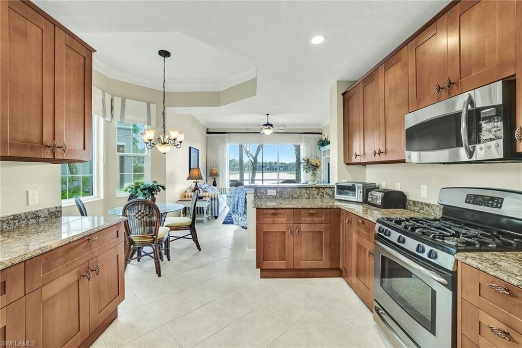 9234 Tesoro Ln, Unit 101, Naples, FL 34114 Photo